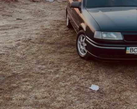 Чорний Опель Вектра, об'ємом двигуна 1.7 л та пробігом 350 тис. км за 1750 $, фото 1 на Automoto.ua