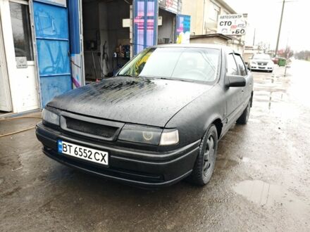 Черный Опель Вектра, объемом двигателя 2 л и пробегом 200 тыс. км за 1200 $, фото 1 на Automoto.ua