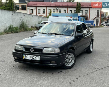 Черный Опель Вектра, объемом двигателя 2 л и пробегом 422 тыс. км за 1799 $, фото 1 на Automoto.ua