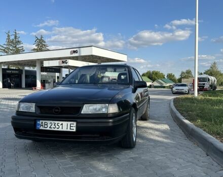 Черный Опель Вектра, объемом двигателя 2 л и пробегом 222 тыс. км за 1000 $, фото 1 на Automoto.ua