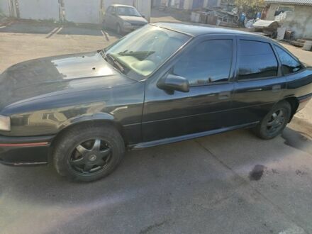 Черный Опель Вектра, объемом двигателя 0 л и пробегом 390 тыс. км за 1750 $, фото 1 на Automoto.ua