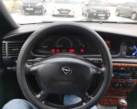 Черный Опель Вектра, объемом двигателя 1.8 л и пробегом 320 тыс. км за 2500 $, фото 1 на Automoto.ua