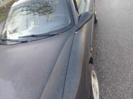 Черный Опель Вектра, объемом двигателя 2 л и пробегом 330 тыс. км за 600 $, фото 1 на Automoto.ua