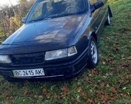 Черный Опель Вектра, объемом двигателя 0 л и пробегом 200 тыс. км за 900 $, фото 1 на Automoto.ua