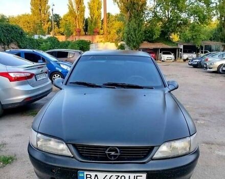 Чорний Опель Вектра, об'ємом двигуна 2 л та пробігом 300 тис. км за 2500 $, фото 1 на Automoto.ua