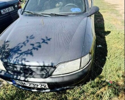 Черный Опель Вектра, объемом двигателя 1.6 л и пробегом 999 тыс. км за 700 $, фото 1 на Automoto.ua