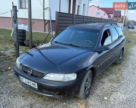 Черный Опель Вектра, объемом двигателя 1.8 л и пробегом 400 тыс. км за 820 $, фото 1 на Automoto.ua