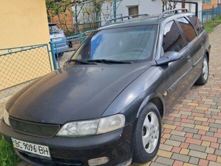 Чорний Опель Вектра, об'ємом двигуна 2.5 л та пробігом 300 тис. км за 1300 $, фото 1 на Automoto.ua