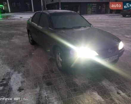 Чорний Опель Вектра, об'ємом двигуна 1.8 л та пробігом 441 тис. км за 1550 $, фото 1 на Automoto.ua