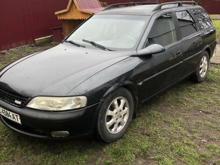 Черный Опель Вектра, объемом двигателя 1.8 л и пробегом 296 тыс. км за 1500 $, фото 1 на Automoto.ua