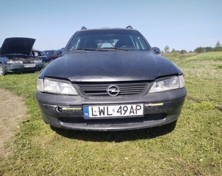 Черный Опель Вектра, объемом двигателя 0 л и пробегом 412 тыс. км за 450 $, фото 1 на Automoto.ua