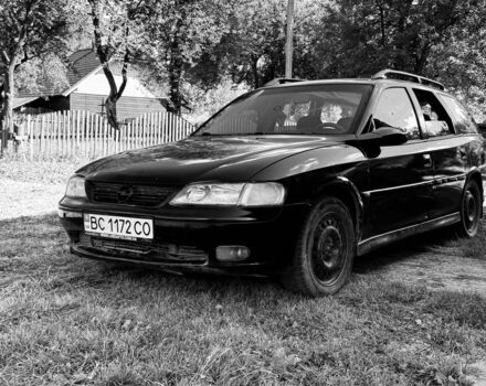 Черный Опель Вектра, объемом двигателя 2 л и пробегом 200 тыс. км за 1505 $, фото 1 на Automoto.ua