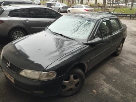 Чорний Опель Вектра, об'ємом двигуна 2 л та пробігом 320 тис. км за 1900 $, фото 1 на Automoto.ua