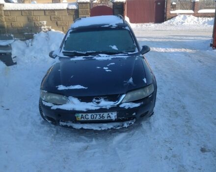 Черный Опель Вектра, объемом двигателя 0 л и пробегом 300 тыс. км за 1500 $, фото 1 на Automoto.ua