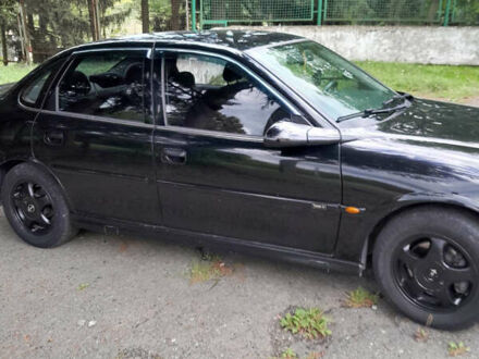 Опель Вектра 1999 в Ивано-Франковске на Automoto.ua Черный Опель Вектра, объемом двигателя 1.8 л и пробегом 340 тыс. км за 2500 $, фото 1 на Automoto.ua