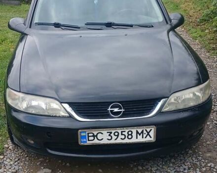 Черный Опель Вектра, объемом двигателя 1.8 л и пробегом 251 тыс. км за 1650 $, фото 1 на Automoto.ua