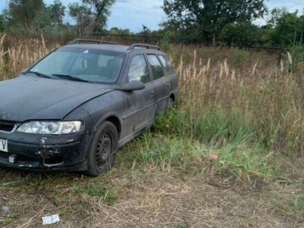 Чорний Опель Вектра, об'ємом двигуна 1 л та пробігом 1 тис. км за 516 $, фото 1 на Automoto.ua