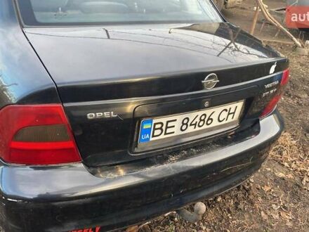 Черный Опель Вектра, объемом двигателя 2 л и пробегом 330 тыс. км за 1400 $, фото 1 на Automoto.ua