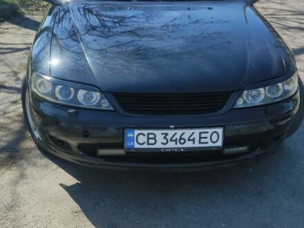 Черный Опель Вектра, объемом двигателя 1.8 л и пробегом 184 тыс. км за 4200 $, фото 1 на Automoto.ua