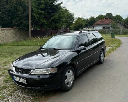 Черный Опель Вектра, объемом двигателя 2.2 л и пробегом 320 тыс. км за 1650 $, фото 1 на Automoto.ua