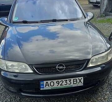 Опель Вектра 2001 у Ужгороді на Automoto.ua Чорний Опель Вектра, об'ємом двигуна 1.6 л та пробігом 1 тис. км за 3300 $, фото 1 на Automoto.ua