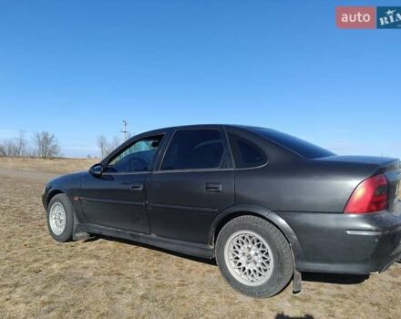 Черный Опель Вектра, объемом двигателя 2 л и пробегом 306 тыс. км за 2000 $, фото 1 на Automoto.ua