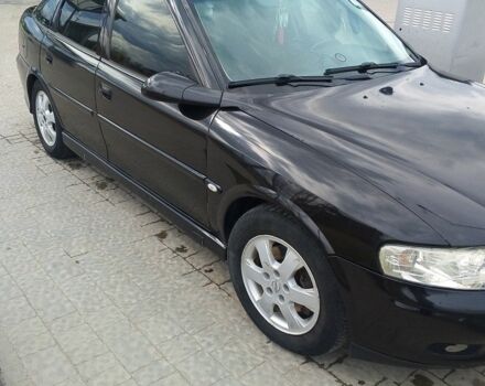 Черный Опель Вектра, объемом двигателя 2.2 л и пробегом 400 тыс. км за 3100 $, фото 1 на Automoto.ua