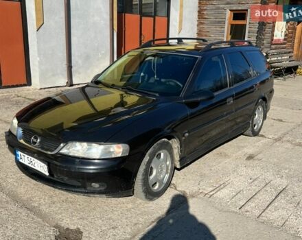 Черный Опель Вектра, объемом двигателя 2.2 л и пробегом 300 тыс. км за 1200 $, фото 1 на Automoto.ua