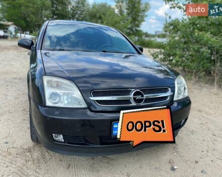 Черный Опель Вектра, объемом двигателя 2.2 л и пробегом 357 тыс. км за 3300 $, фото 1 на Automoto.ua