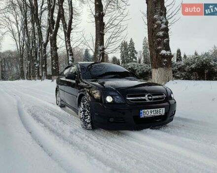 Черный Опель Вектра, объемом двигателя 2.2 л и пробегом 353 тыс. км за 3800 $, фото 1 на Automoto.ua