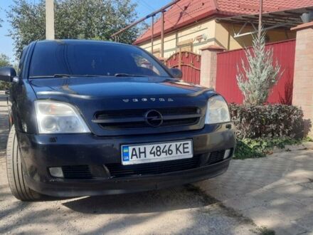 Черный Опель Вектра, объемом двигателя 2.2 л и пробегом 327 тыс. км за 4500 $, фото 1 на Automoto.ua