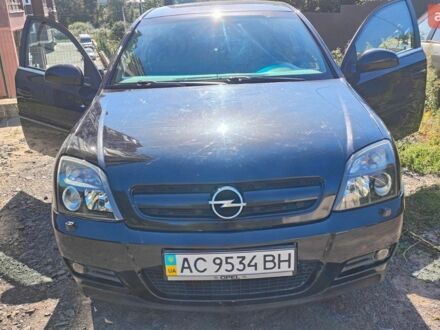 Черный Опель Вектра, объемом двигателя 1.8 л и пробегом 253 тыс. км за 3100 $, фото 1 на Automoto.ua