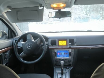 Черный Опель Вектра, объемом двигателя 2.2 л и пробегом 183 тыс. км за 4100 $, фото 1 на Automoto.ua