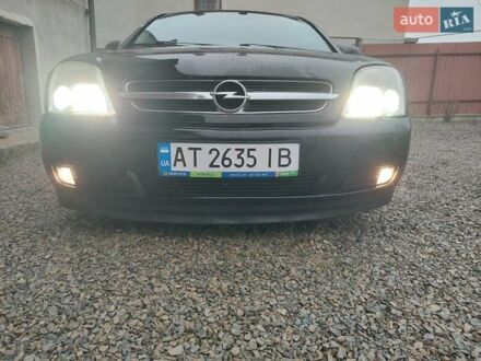 Черный Опель Вектра, объемом двигателя 2 л и пробегом 325 тыс. км за 4200 $, фото 1 на Automoto.ua