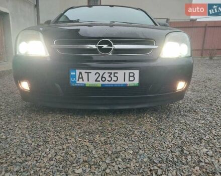 Черный Опель Вектра, объемом двигателя 2 л и пробегом 325 тыс. км за 4200 $, фото 1 на Automoto.ua