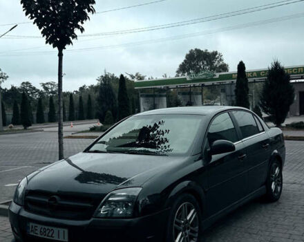 Черный Опель Вектра, объемом двигателя 2.2 л и пробегом 240 тыс. км за 5500 $, фото 1 на Automoto.ua