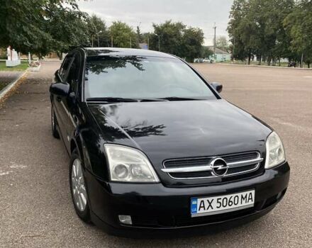 Черный Опель Вектра, объемом двигателя 2.2 л и пробегом 247 тыс. км за 5250 $, фото 1 на Automoto.ua