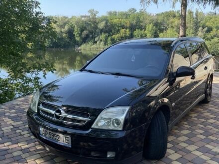Черный Опель Вектра, объемом двигателя 1.8 л и пробегом 353 тыс. км за 3700 $, фото 1 на Automoto.ua