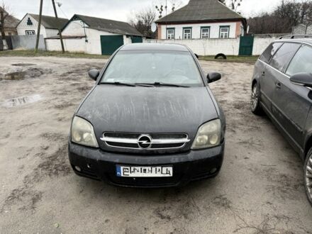 Черный Опель Вектра, объемом двигателя 1.9 л и пробегом 320 тыс. км за 825 $, фото 1 на Automoto.ua