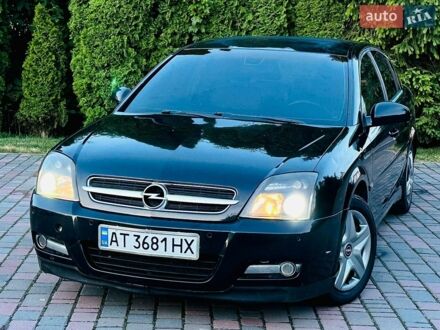Черный Опель Вектра, объемом двигателя 2.2 л и пробегом 350 тыс. км за 2750 $, фото 1 на Automoto.ua
