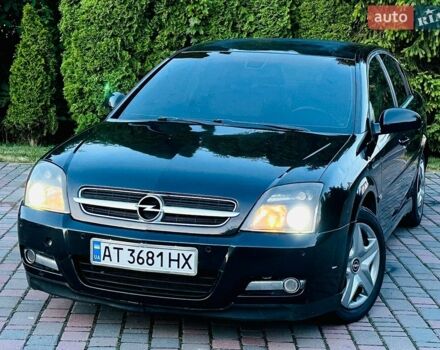 Черный Опель Вектра, объемом двигателя 2.2 л и пробегом 350 тыс. км за 2750 $, фото 1 на Automoto.ua