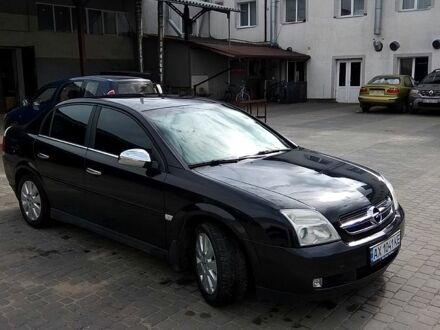 Черный Опель Вектра, объемом двигателя 2.2 л и пробегом 300 тыс. км за 3800 $, фото 1 на Automoto.ua