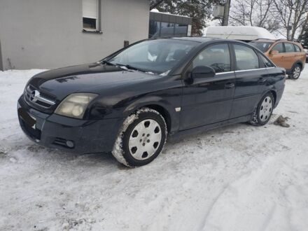 Черный Опель Вектра, объемом двигателя 1.8 л и пробегом 200 тыс. км за 1750 $, фото 1 на Automoto.ua