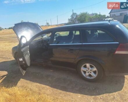 Чорний Опель Вектра, об'ємом двигуна 0 л та пробігом 280 тис. км за 1393 $, фото 1 на Automoto.ua