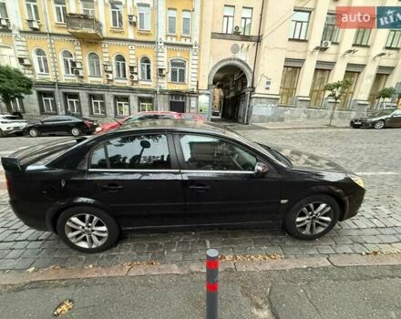 Чорний Опель Вектра, об'ємом двигуна 2.2 л та пробігом 218 тис. км за 5600 $, фото 1 на Automoto.ua