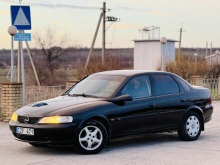 Чорний Опель Вектра, об'ємом двигуна 0 л та пробігом 200 тис. км за 1750 $, фото 1 на Automoto.ua