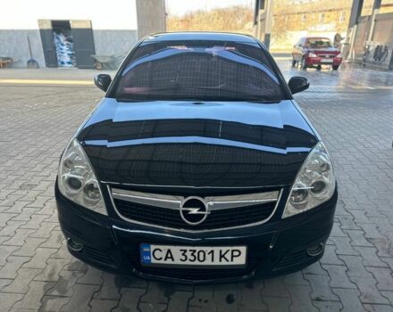 Черный Опель Вектра, объемом двигателя 2.2 л и пробегом 204 тыс. км за 4396 $, фото 1 на Automoto.ua