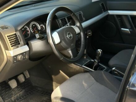 Опель Вектра 2005 у Запоріжжя на Automoto.ua Чорний Опель Вектра, об'ємом двигуна 1.9 л та пробігом 180 тис. км за 5200 $, фото 1 на Automoto.ua