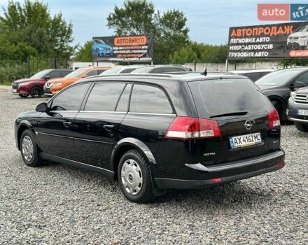 Черный Опель Вектра, объемом двигателя 2.2 л и пробегом 253 тыс. км за 4500 $, фото 1 на Automoto.ua
