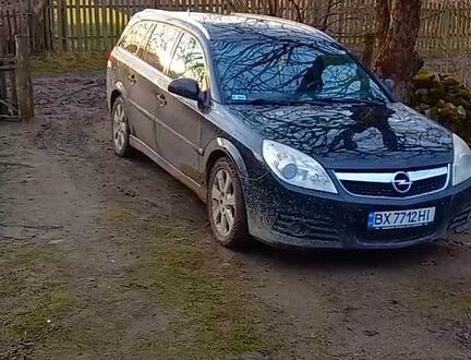 Чорний Опель Вектра, об'ємом двигуна 1.9 л та пробігом 450 тис. км за 3500 $, фото 1 на Automoto.ua